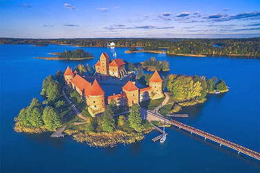 27 Top Things to Do in Lithuania (+Insider Tips & Map)